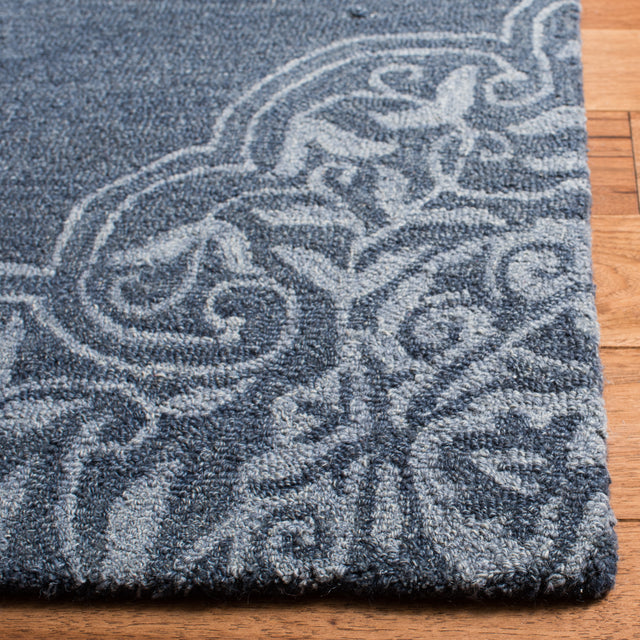 Safavieh Micro-Loop Mlp620F Grey/Navy Rugs.