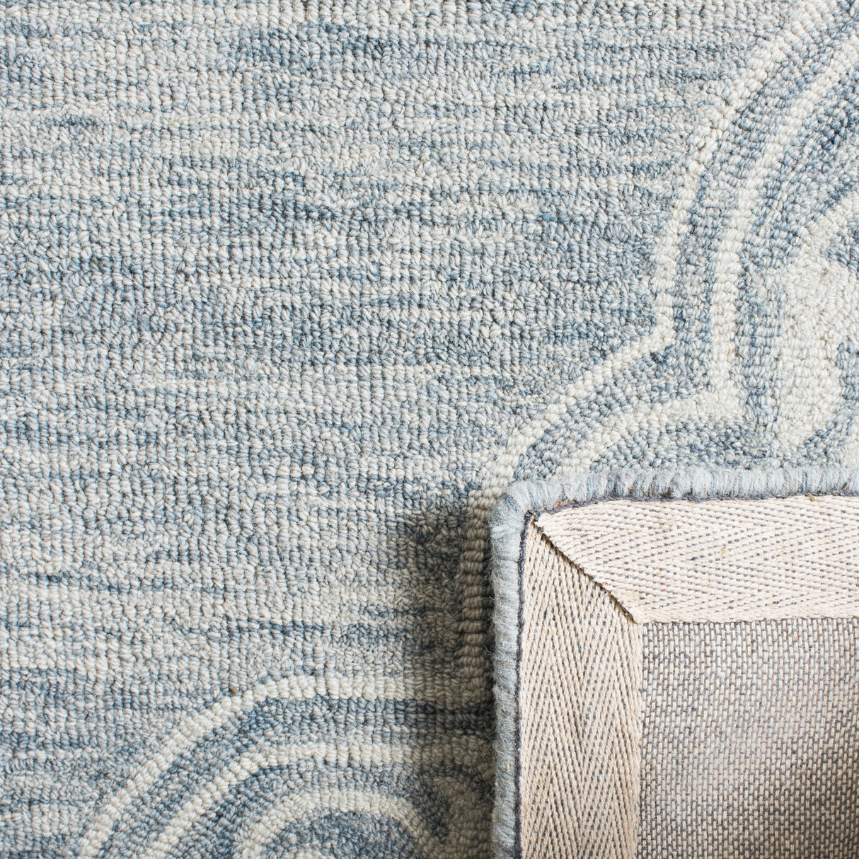 Safavieh Micro-Loop Mlp620M Blue/Ivory Rugs.