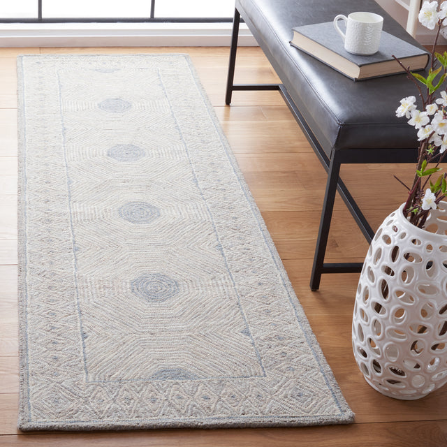 Safavieh Micro Loop Mlp631G Silver/Beige Rug.
