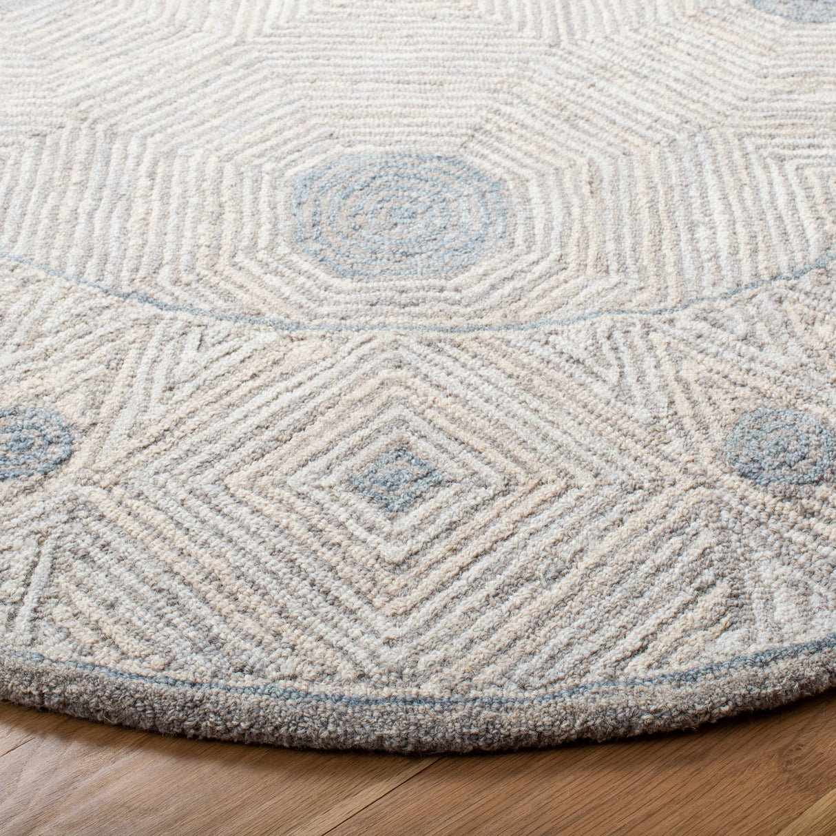 Safavieh Micro Loop Mlp631G Silver/Beige Rug.