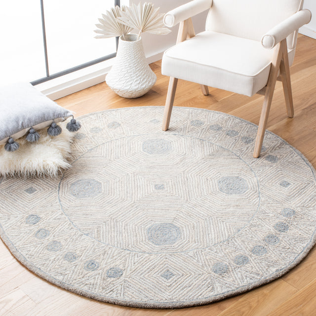 Safavieh Micro Loop Mlp631G Silver/Beige Rug.