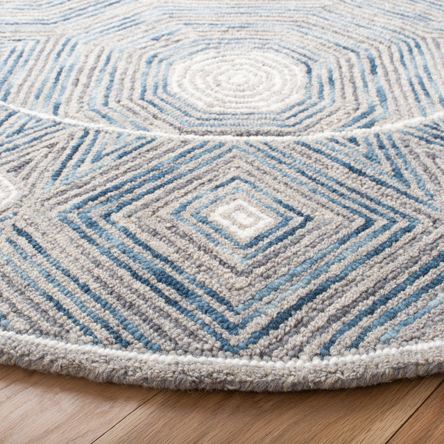 Safavieh Micro Loop Mlp639A Ivory/Blue Rug.