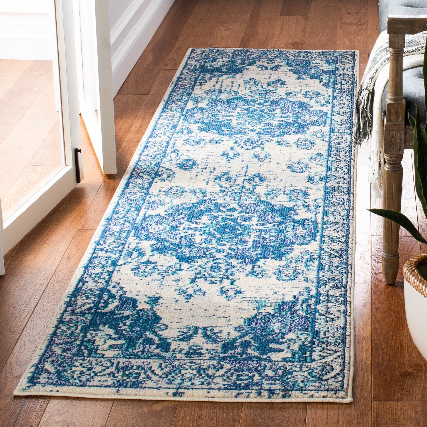 Safavieh Monaco Mnc243A Ivory/Blue Rugs.