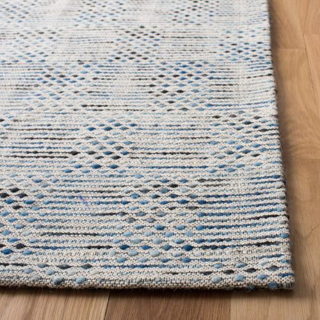 Safavieh Marbella Mrb157N Navy/Beige Rugs.