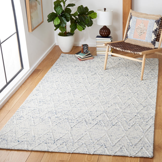 Safavieh Marbella Mrb302M Blue/Ivory Rug.