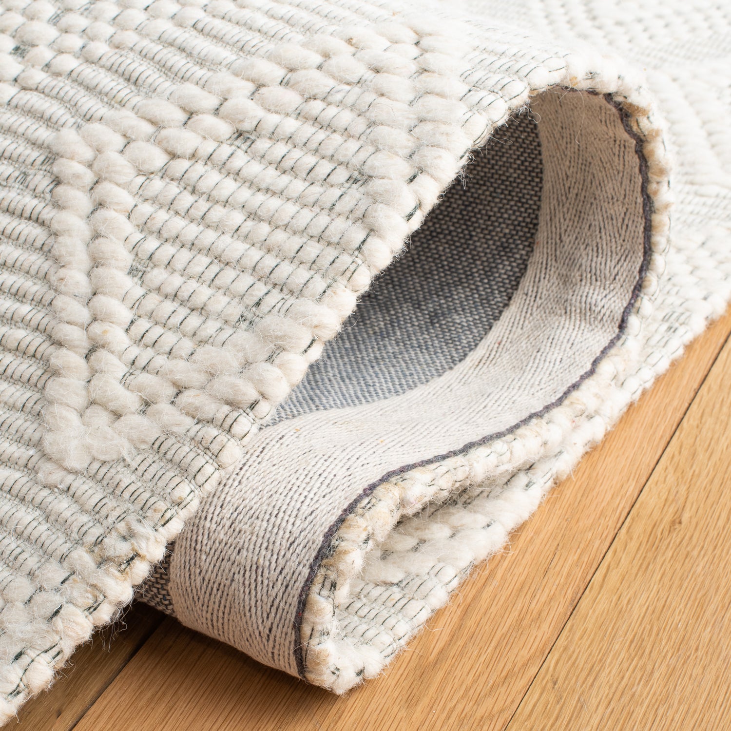 Safavieh Marbella Mrb306A Ivory Rugs.