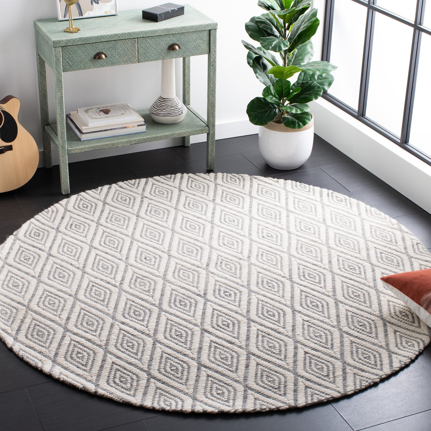 Safavieh Marbella Mrb308F Grey/Ivory Rugs.