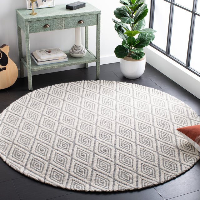 Safavieh Marbella Mrb308F Grey/Ivory Rugs.
