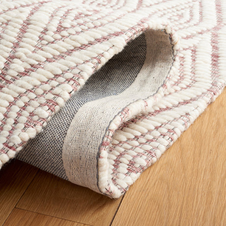 Safavieh Marbella Mrb308U Dark Pink/Ivory Rug.