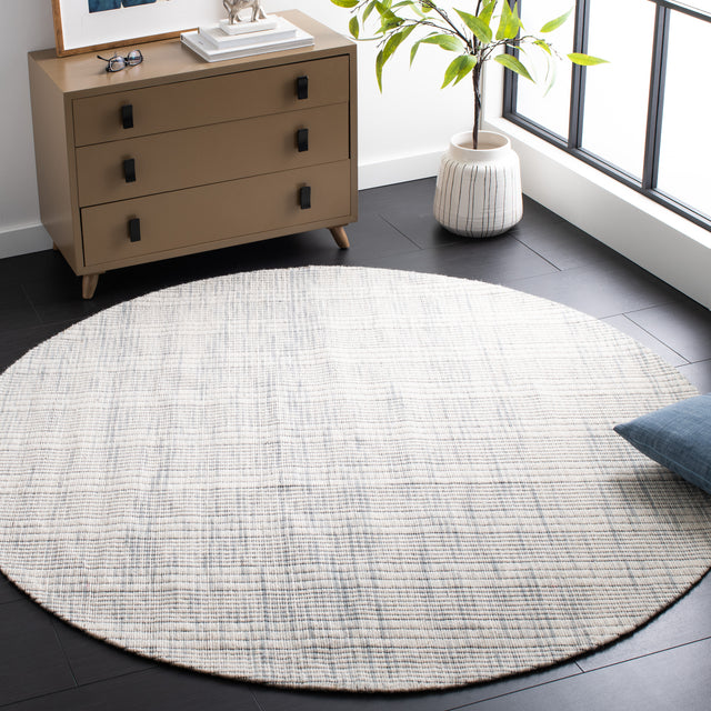 Safavieh Marbella Mrb309F Light Grey/Beige Rug.
