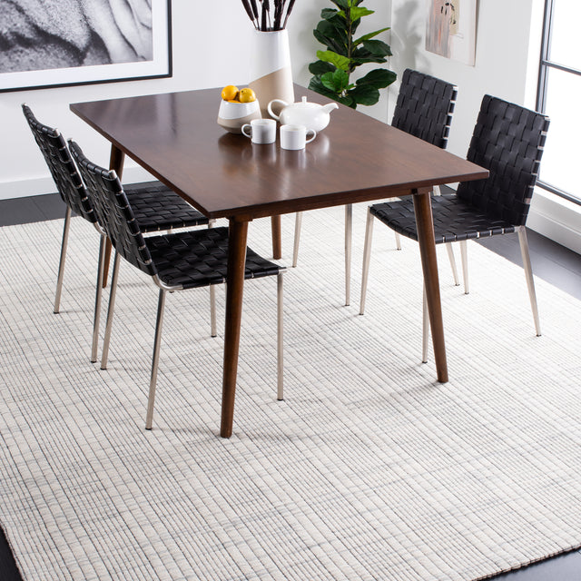 Safavieh Marbella Mrb309F Light Grey/Beige Rug.