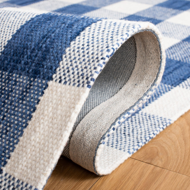 Safavieh Marbella Mrb317N Navy/Ivory Rug.