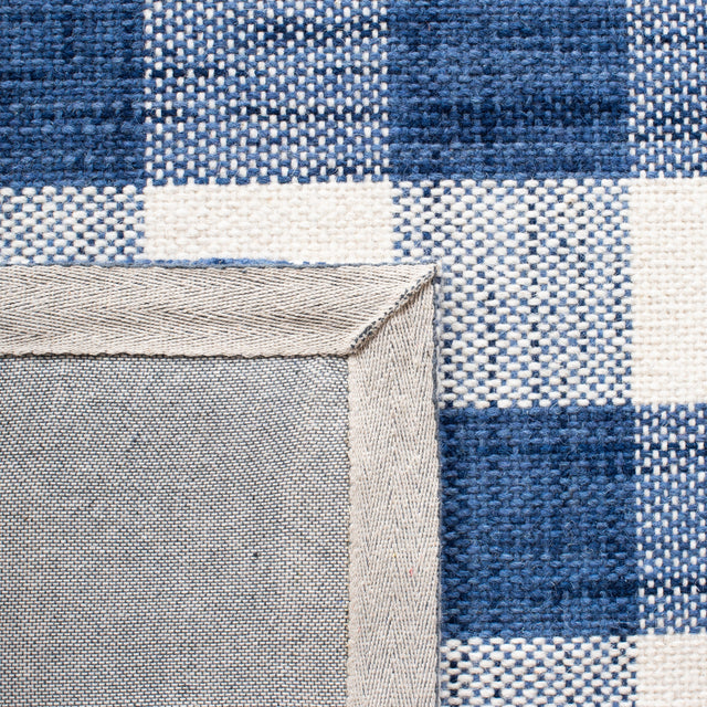 Safavieh Marbella Mrb317N Navy/Ivory Rug.