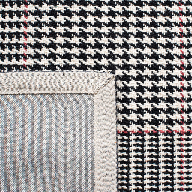 Safavieh Marbella Mrb318Z Black/Ivory Rug.