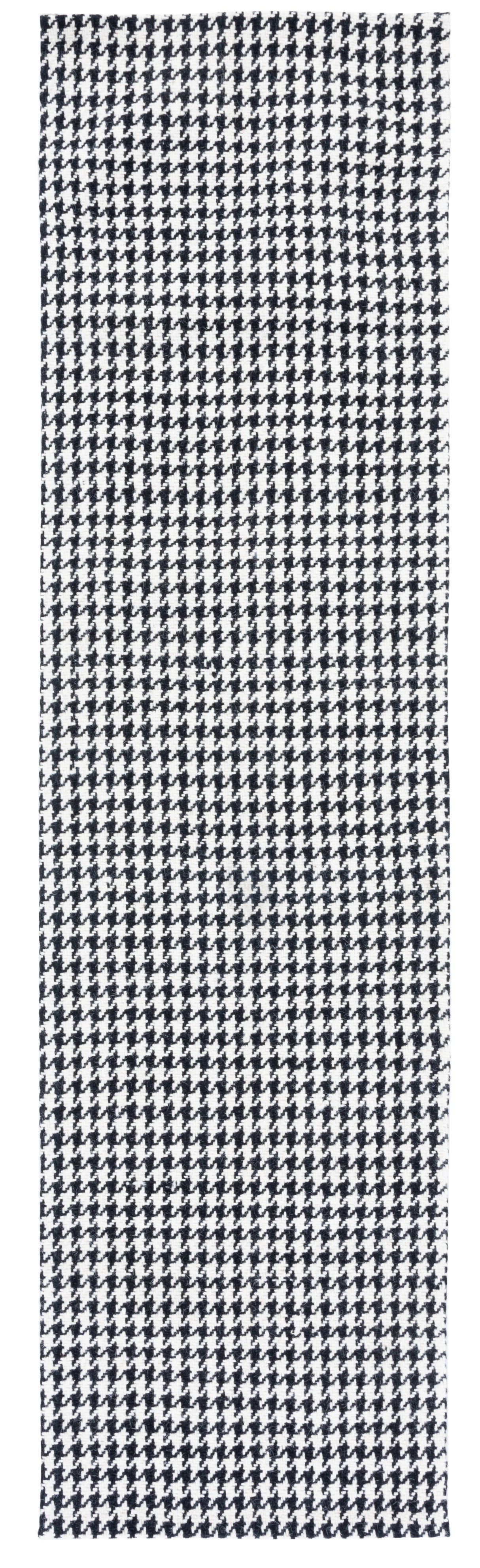 Safavieh Marbella Mrb319Z Black/Ivory Rug.