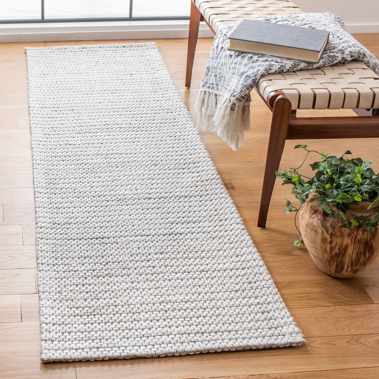 Safavieh Marbella Mrb392F Light Grey/Ivory Rugs.
