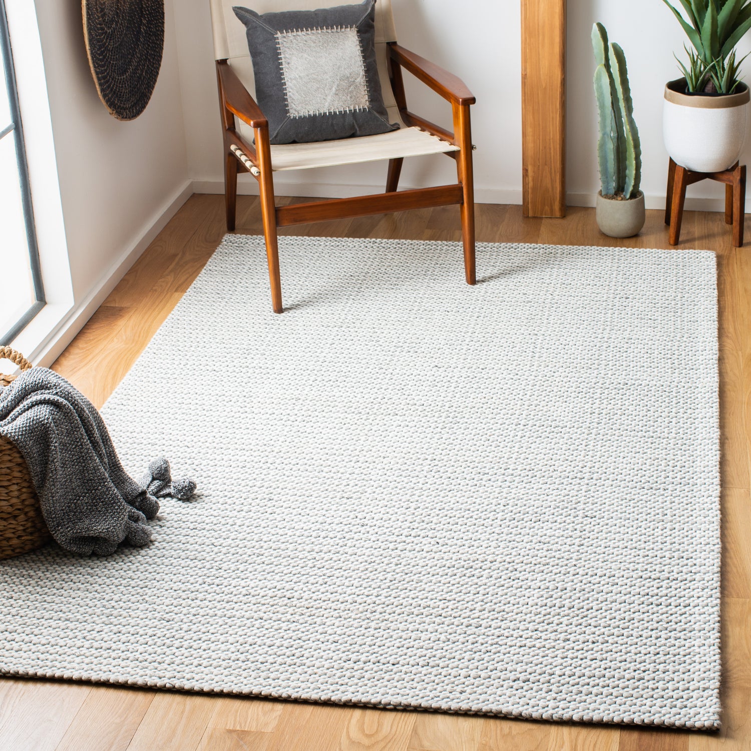 Safavieh Marbella Mrb392F Light Grey/Ivory Rugs.