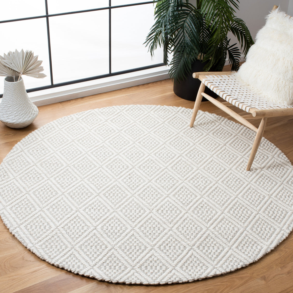 Safavieh Marbella Mrb394A Ivory Rugs.
