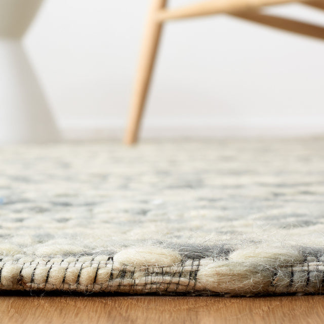 Safavieh Marbella Mrb452F Dark Grey/Beige Rug.