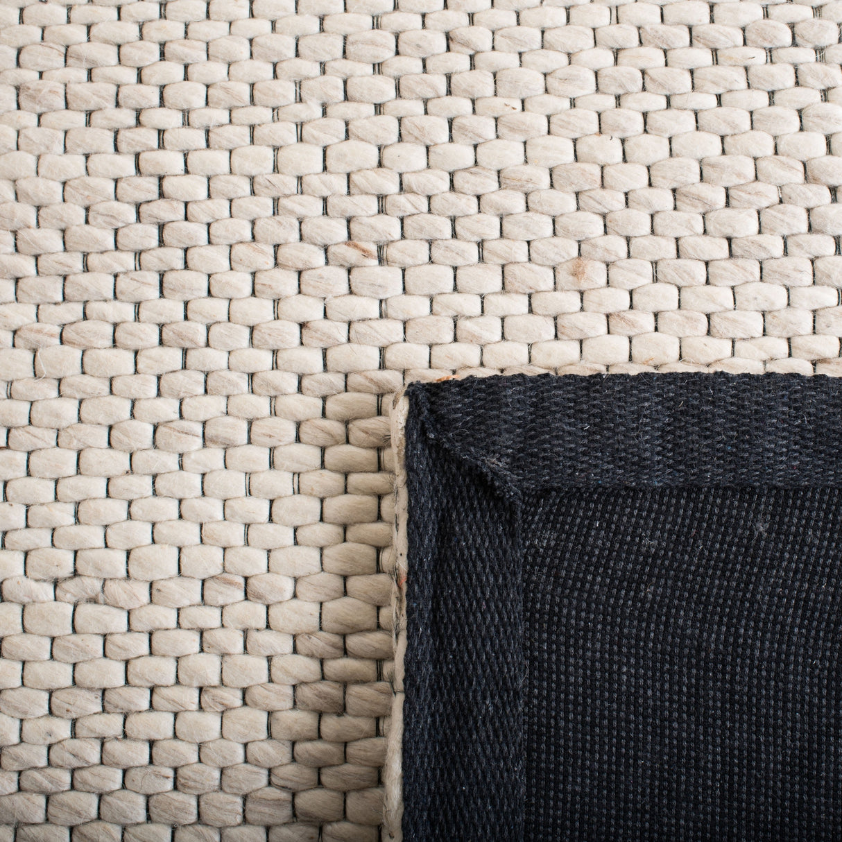 Safavieh Marbella Mrb522A Beige/Brown Rugs.