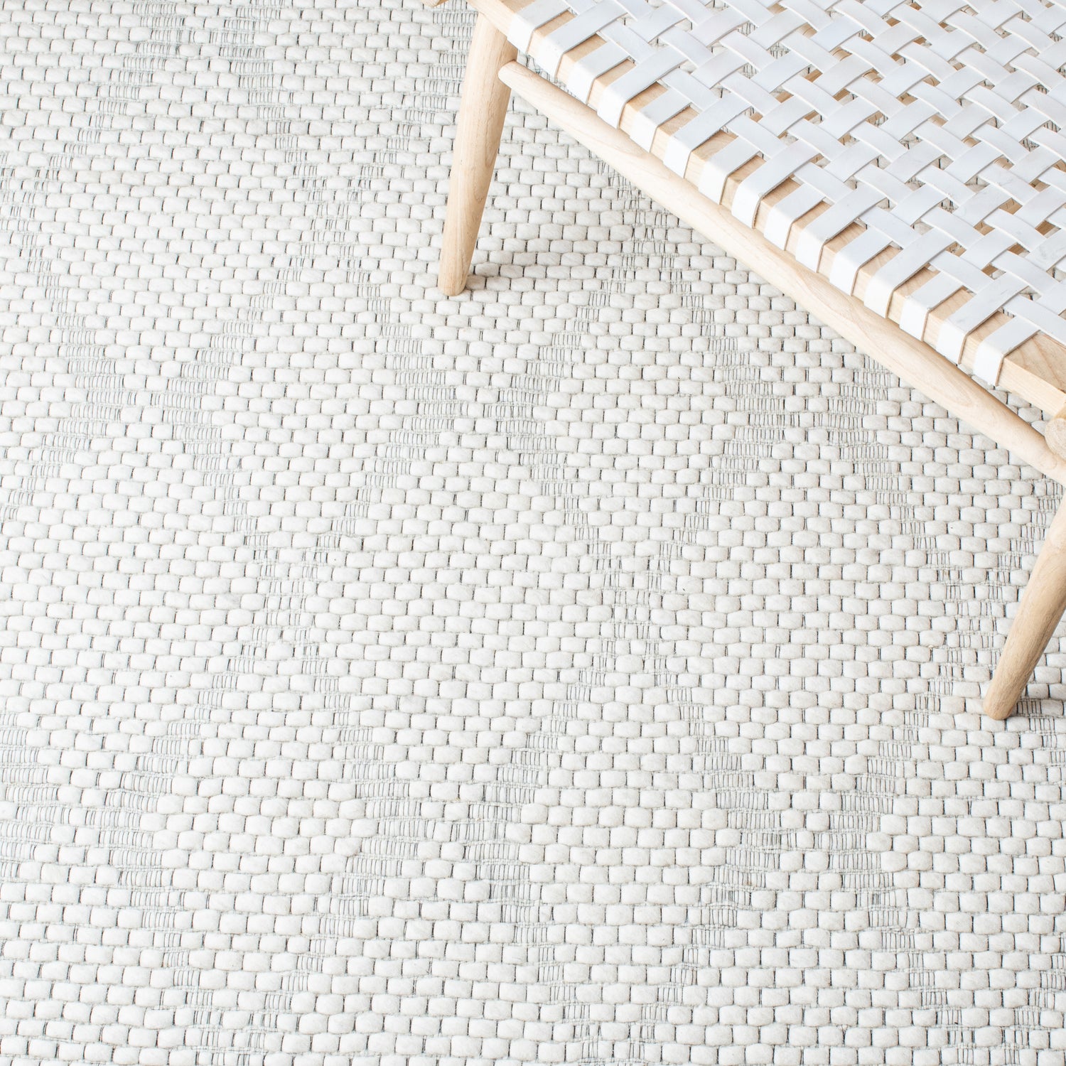 Safavieh Marbella Mrb551A Ivory Rugs.
