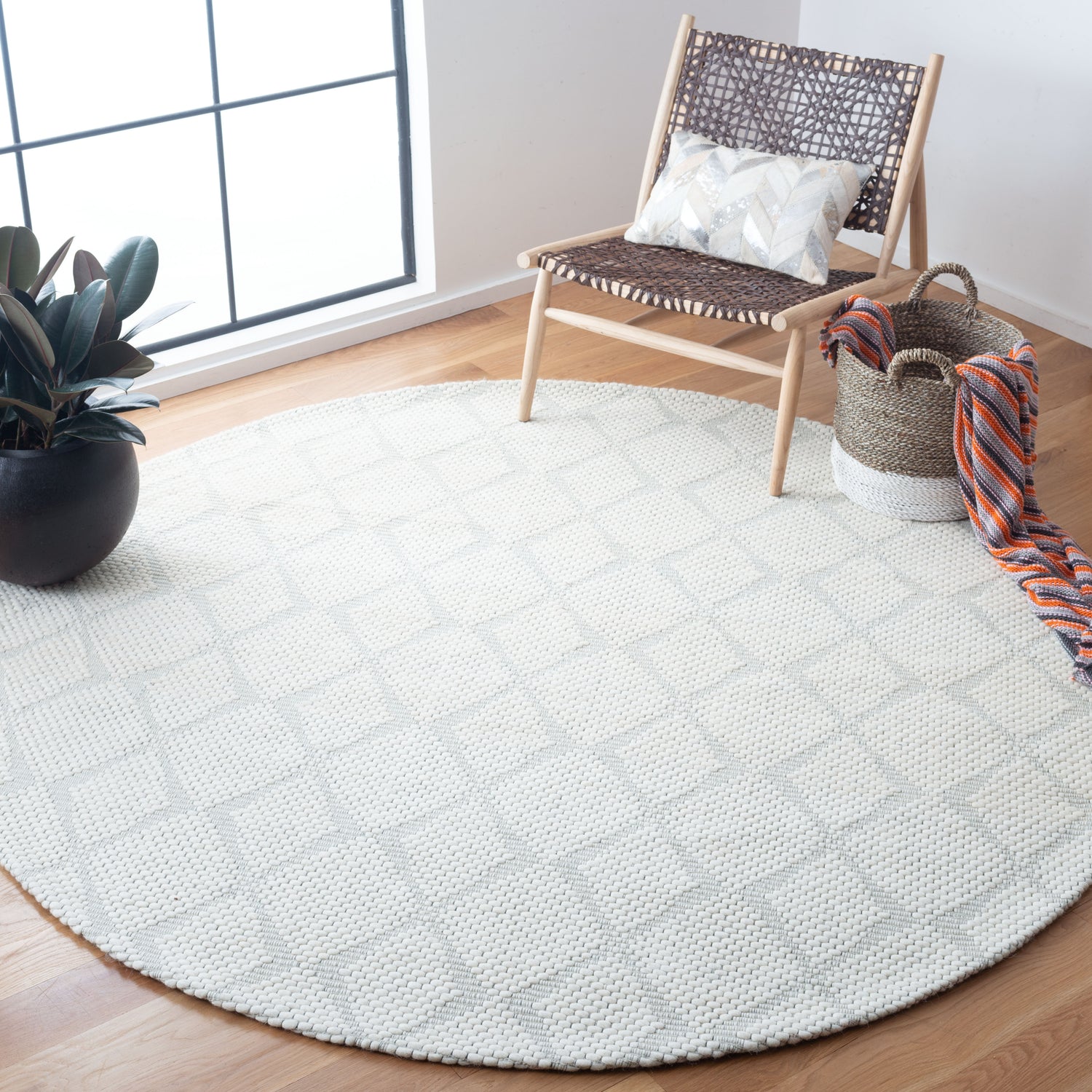 Safavieh Marbella Mrb551A Ivory Rugs.