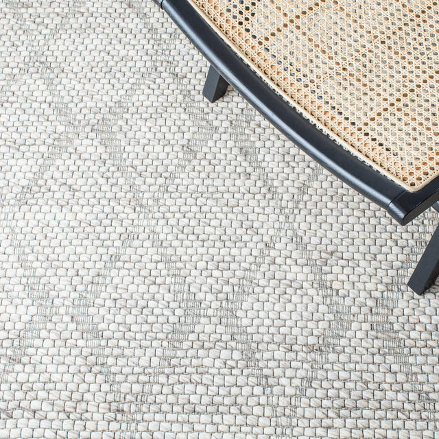 Safavieh Marbella Mrb551B Beige Rugs.