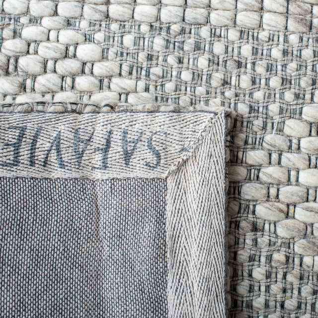 Safavieh Marbella Mrb552B Beige/Grey Rugs.