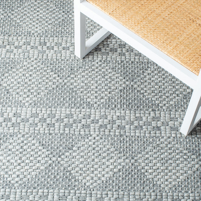 Safavieh Marbella Mrb552G Silver/Grey Rugs.