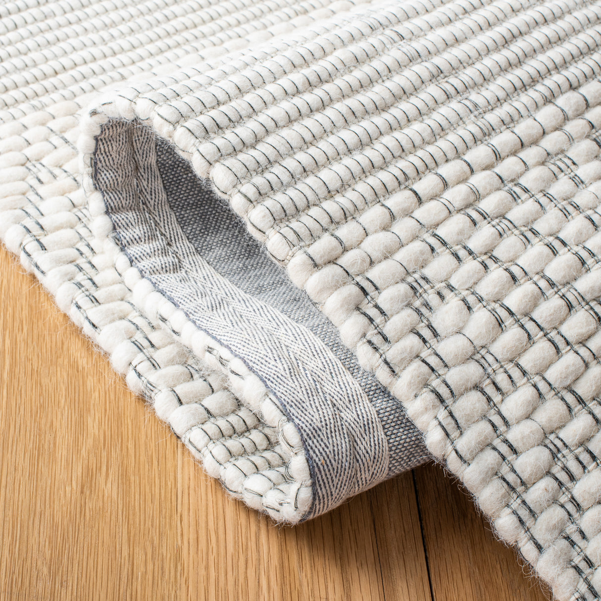 Safavieh Marbella Mrb554A Ivory Rugs.