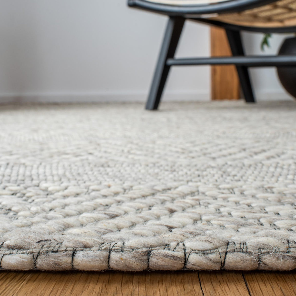 Safavieh Marbella Mrb554B Beige/Light Grey Rugs.
