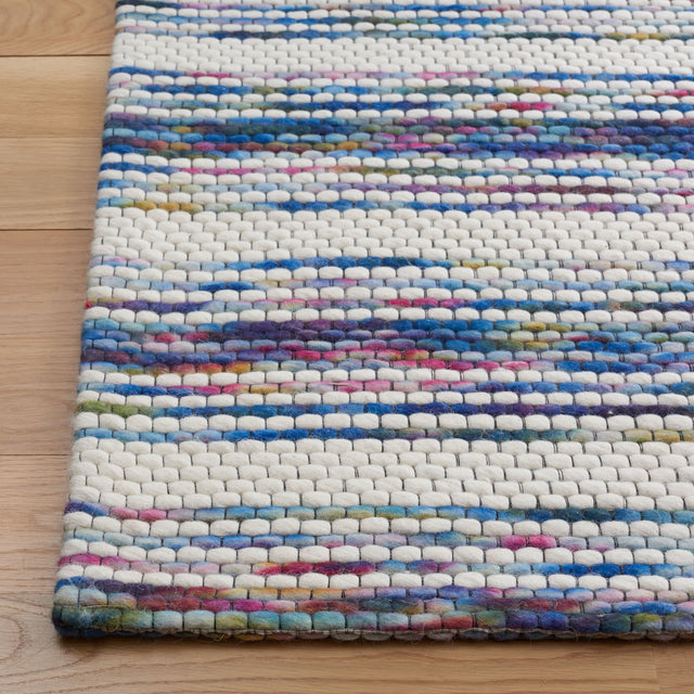 Safavieh Marbella Mrb852A Ivory/Blue Rug.