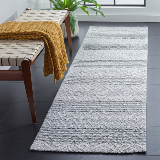 Safavieh Marbella Mrb854F Ivory/Grey Rug.