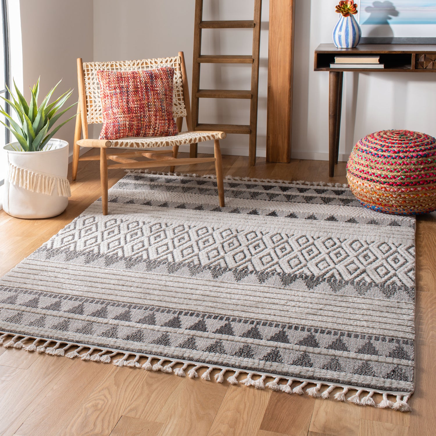Safavieh Marrakesh Mrk519B Ivory/Blue Rug.