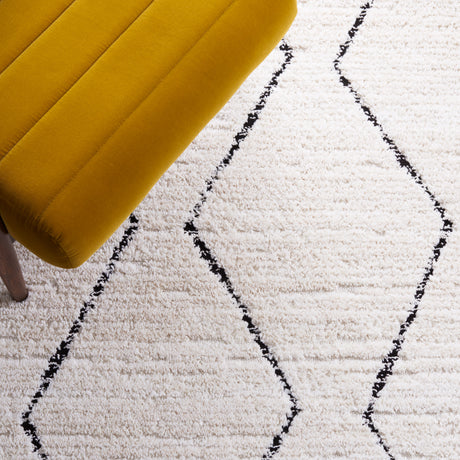 Safavieh Marrakesh Mrk536A Ivory/Anthracite Rug.