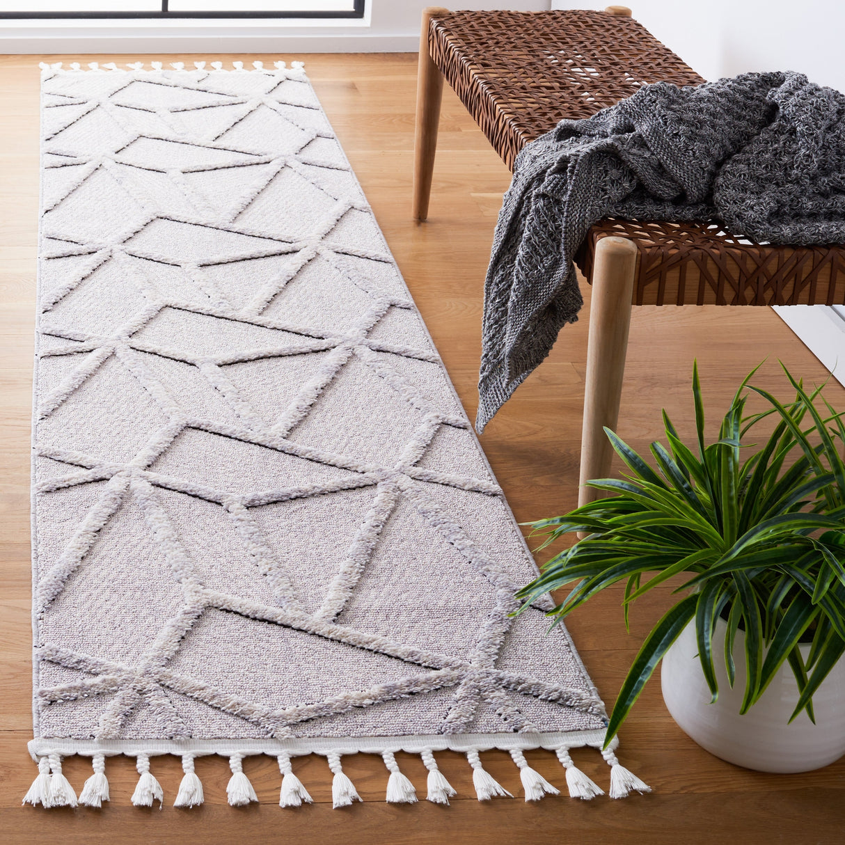 Safavieh Marrakesh Mrk552F Grey/Ivory Rug.