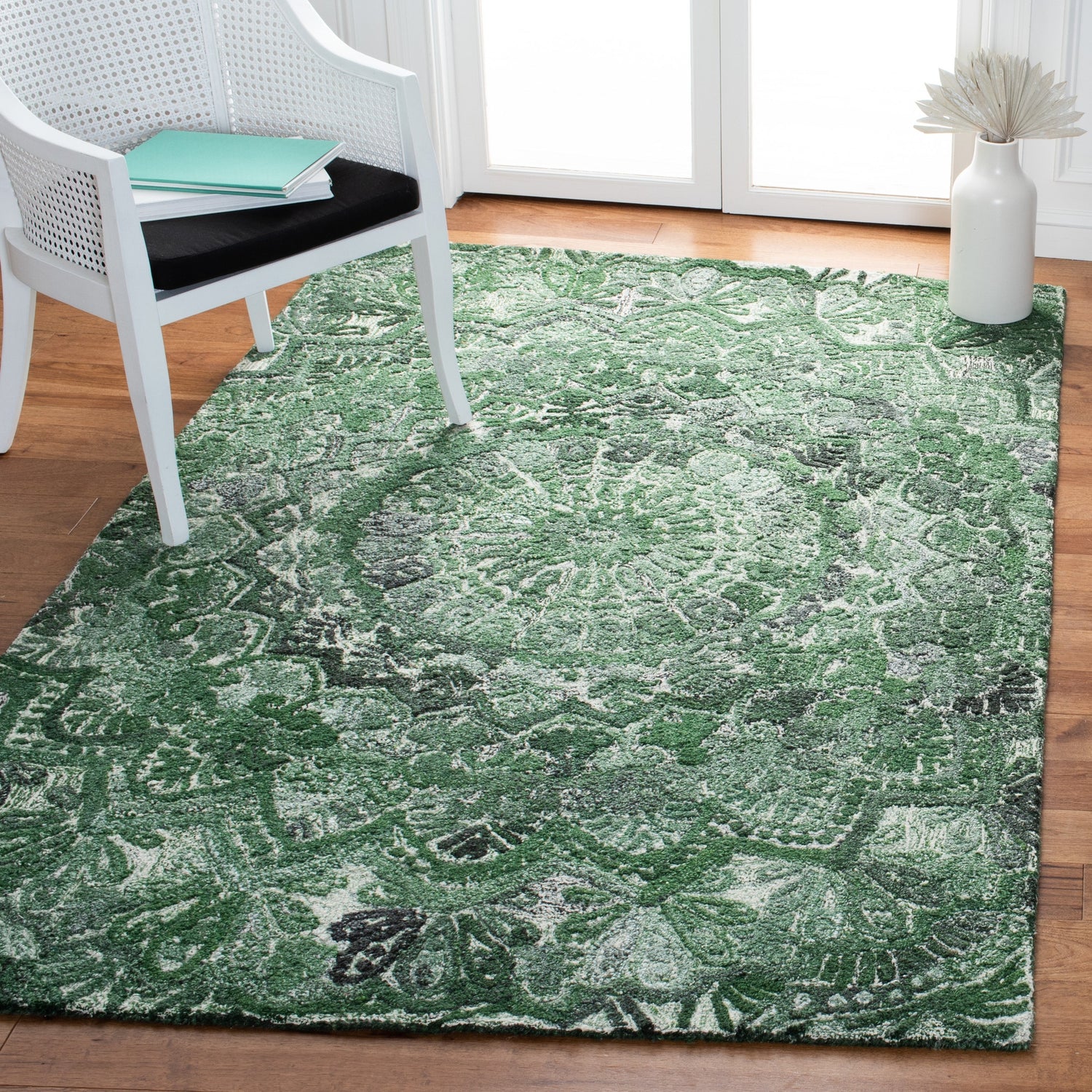 Safavieh Marquee Mrq110Y Green/Ivory Rug.