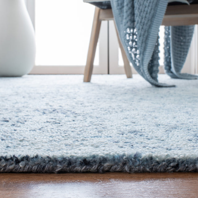 Safavieh Marquee Mrq112J Light Blue/Navy Rugs.