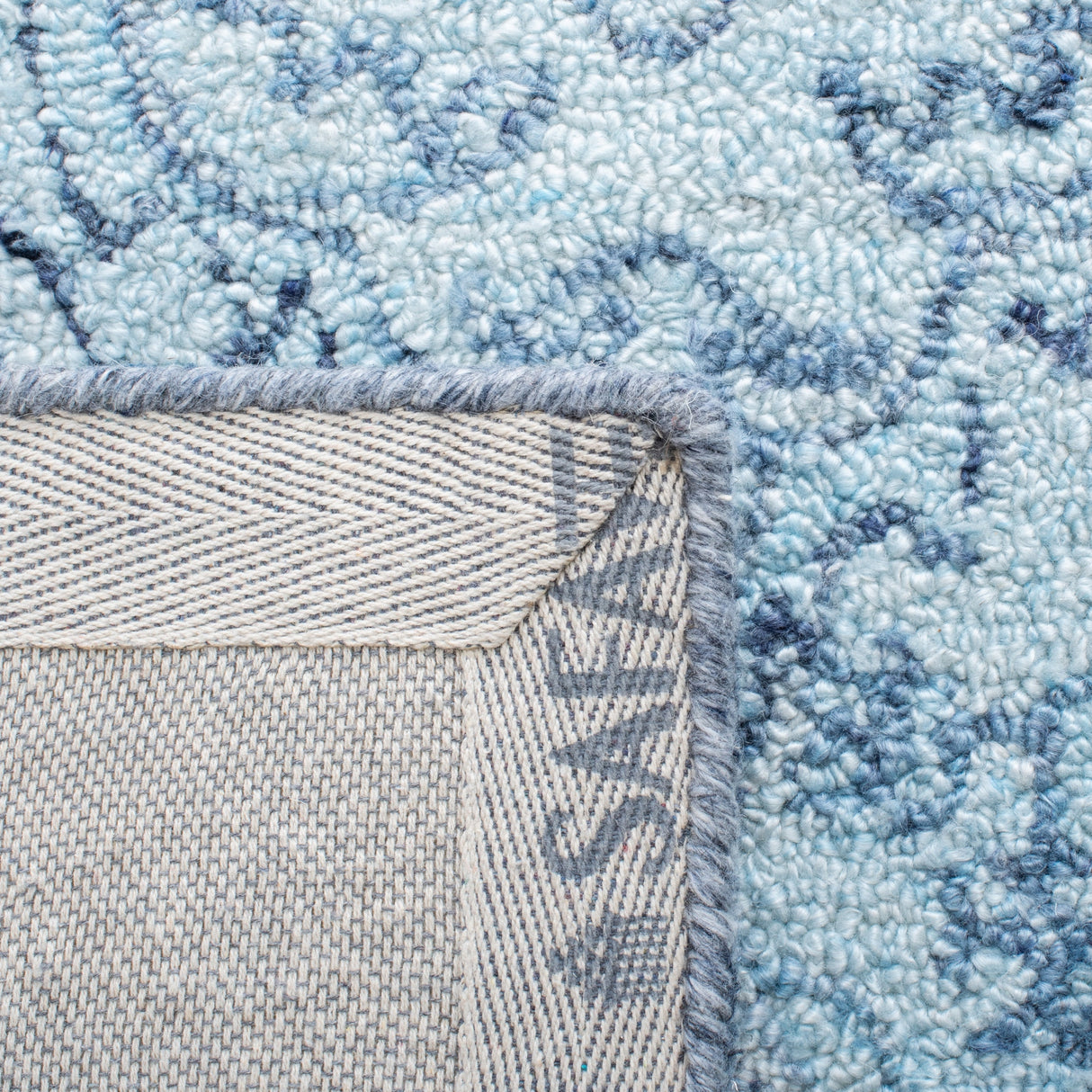 Safavieh Marquee Mrq112J Light Blue/Navy Rugs.
