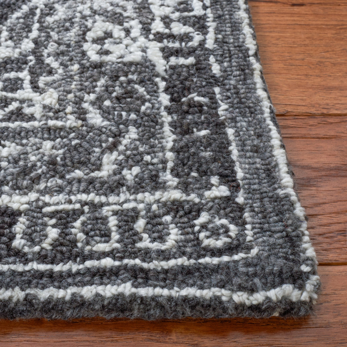 Safavieh Marquee Mrq117Z Black/Ivory Rugs.