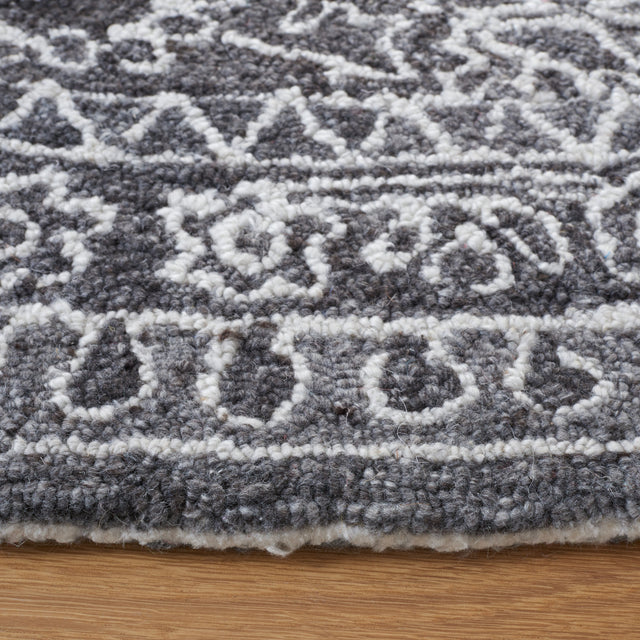 Safavieh Marquee Mrq117Z Black/Ivory Rugs.