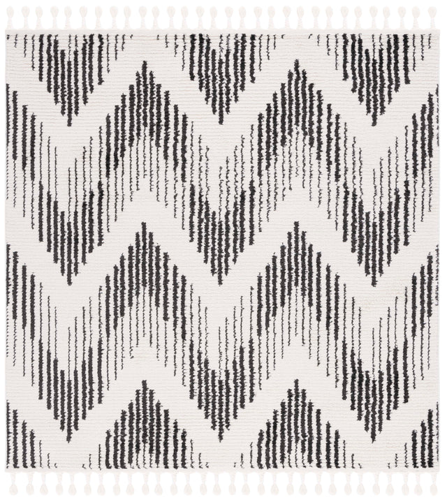 Safavieh Moroccan Tassel Mrt101A Ivory/Black Rug.