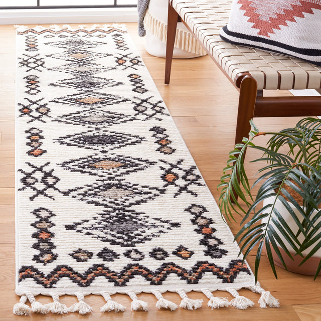 Safavieh Moroccan Tassel Mrt105A Ivory/Orange Rug.