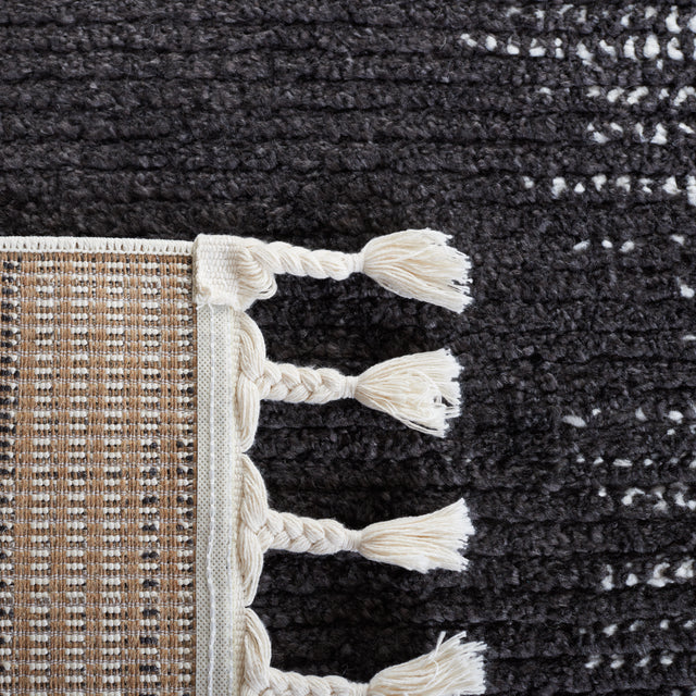 Safavieh Moroccan Tassel Mrt107A Ivory/Black Rug.