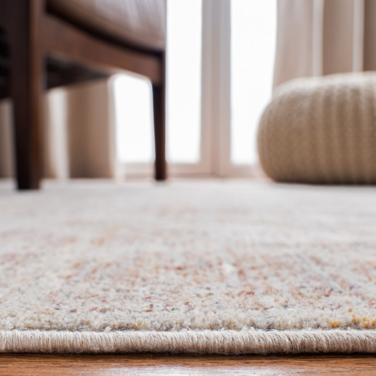 Safavieh Marvel Mrv850D Beige/Gold Rugs.