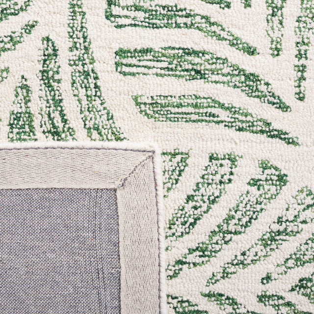 Safavieh Martha Stewart Msr3529Y Ivory/Green Rug.