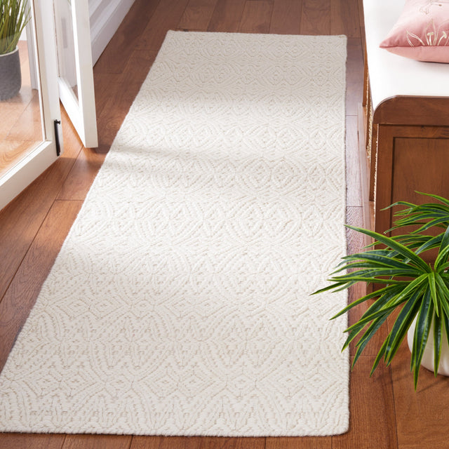 Safavieh Martha Stewart Msr9602A Ivory Rug.