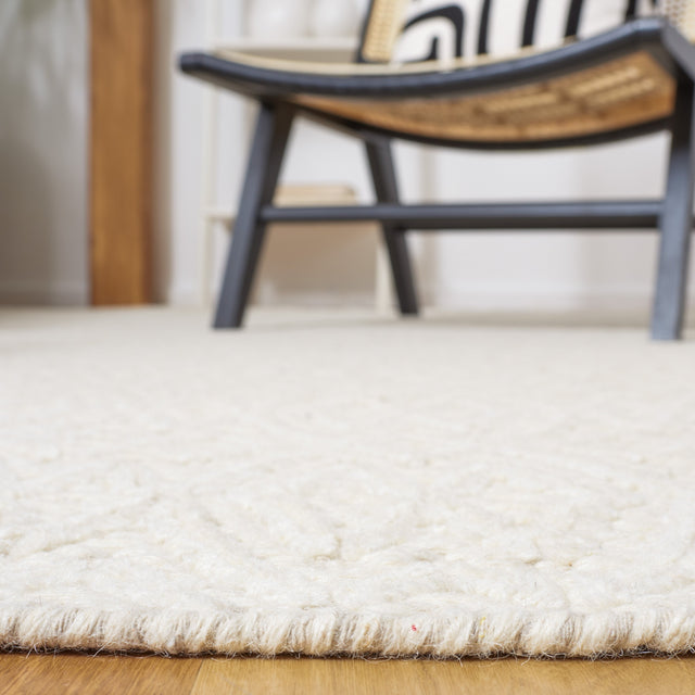 Safavieh Martha Stewart Msr9602A Ivory Rug.