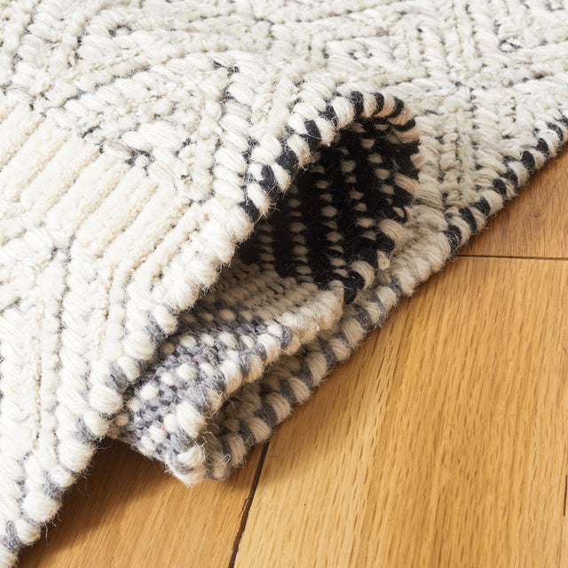 Safavieh Martha Stewart Msr9606A Ivory/Grey Rug.