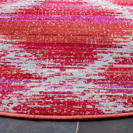 Safavieh Montage Mtg261R Fuchsia/Ivory Rug.